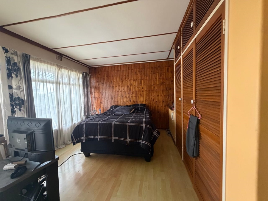 4 Bedroom Property for Sale in Risana Gauteng