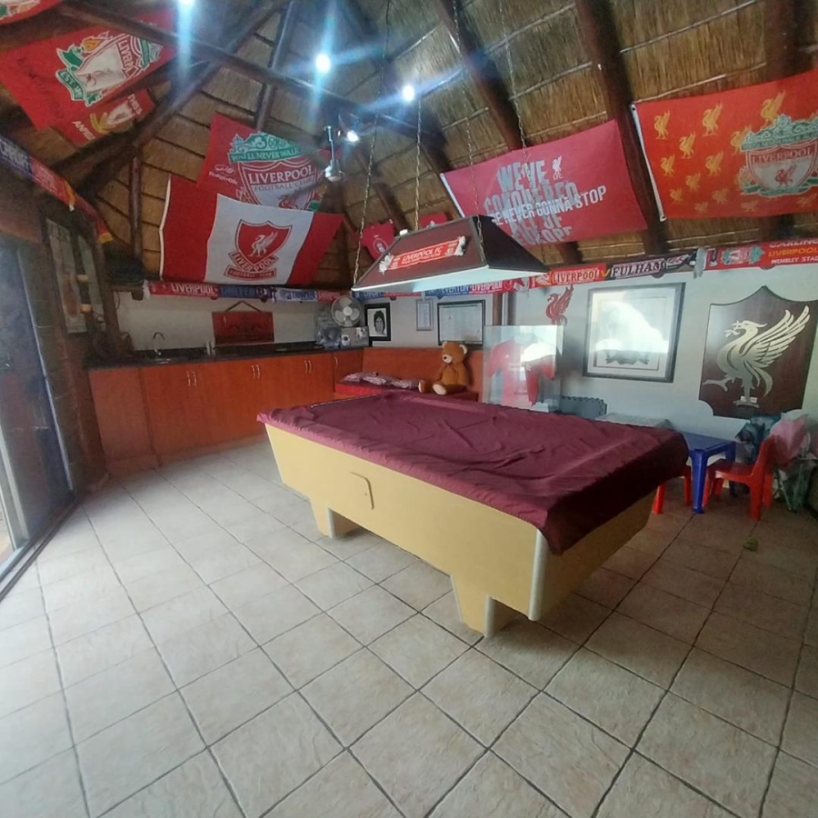 4 Bedroom Property for Sale in Randhart Gauteng