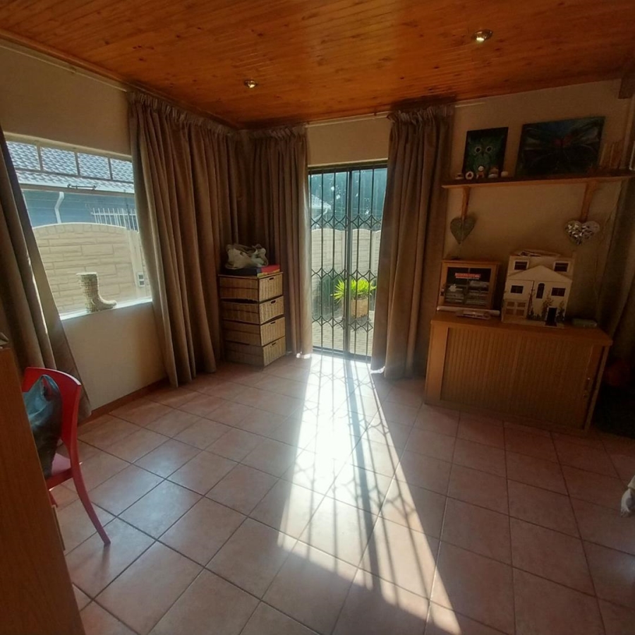 4 Bedroom Property for Sale in Randhart Gauteng