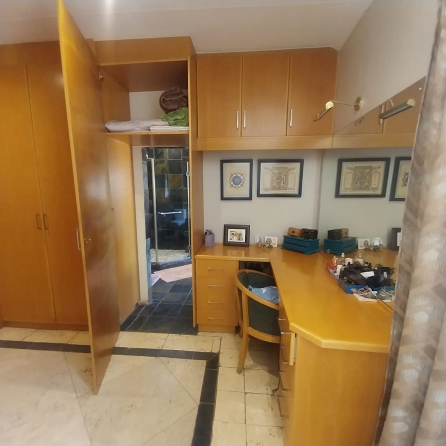 4 Bedroom Property for Sale in Randhart Gauteng