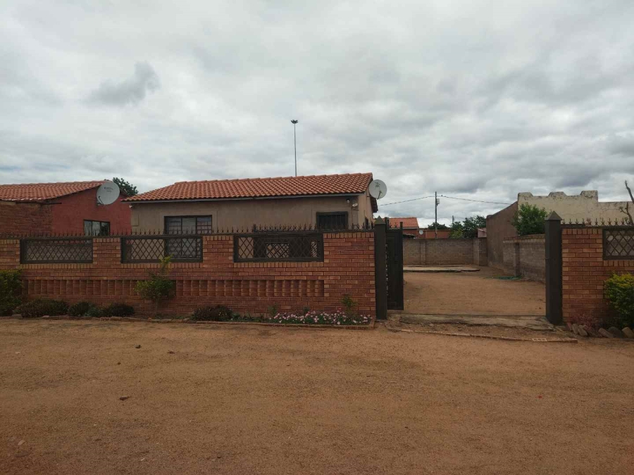 2 Bedroom Property for Sale in Soshanguve V Gauteng