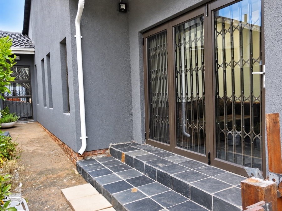 3 Bedroom Property for Sale in Ennerdale Gauteng
