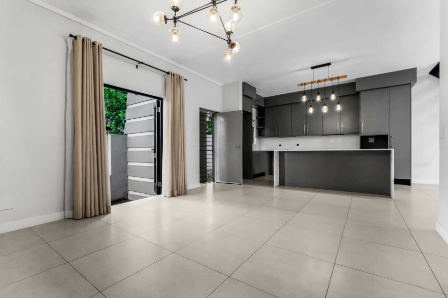 2 Bedroom Property for Sale in Lonehill Gauteng