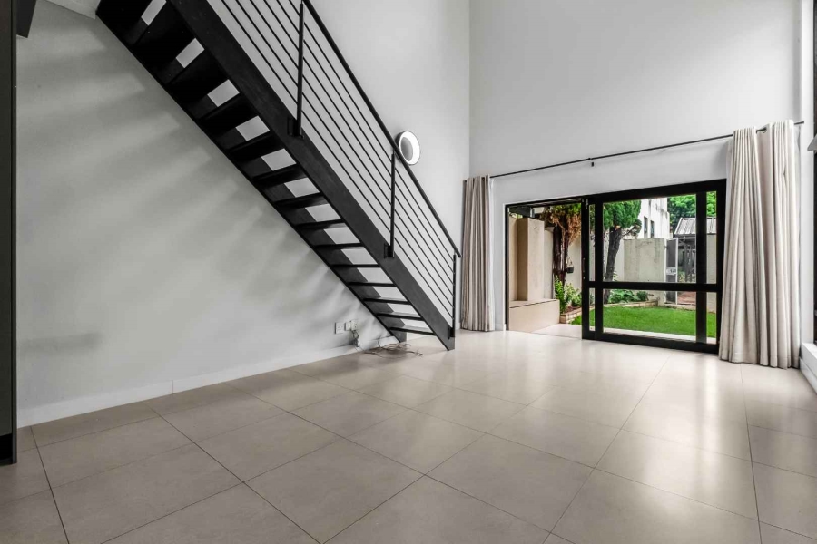 2 Bedroom Property for Sale in Lonehill Gauteng