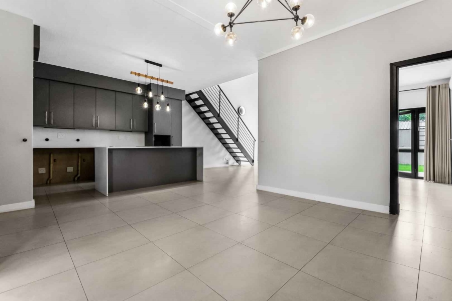 2 Bedroom Property for Sale in Lonehill Gauteng