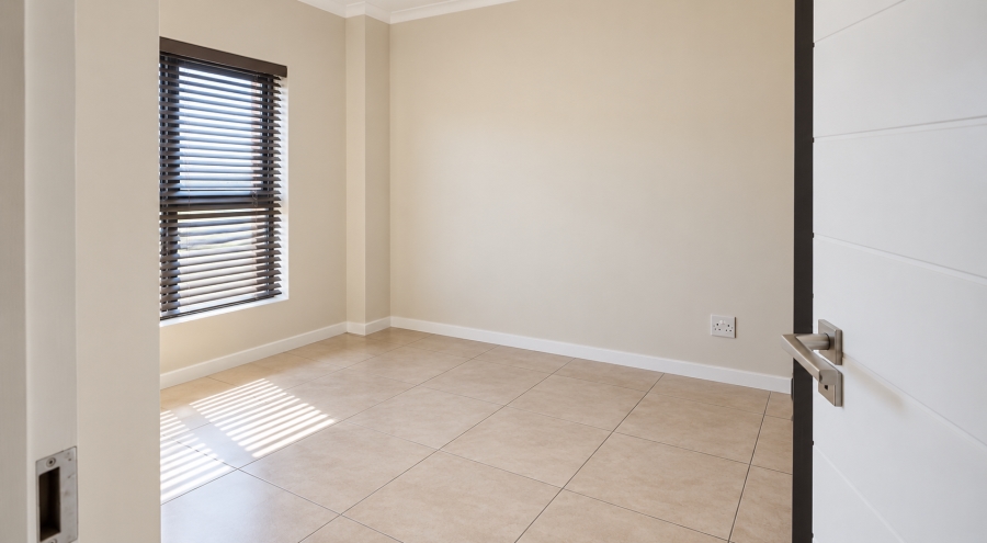 To Let 3 Bedroom Property for Rent in Greenstone Hill Gauteng