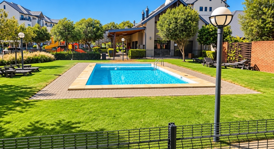 To Let 3 Bedroom Property for Rent in Greenstone Hill Gauteng