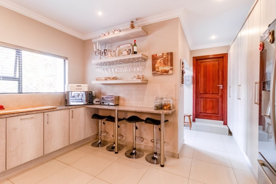 4 Bedroom Property for Sale in Eye of Africa Gauteng