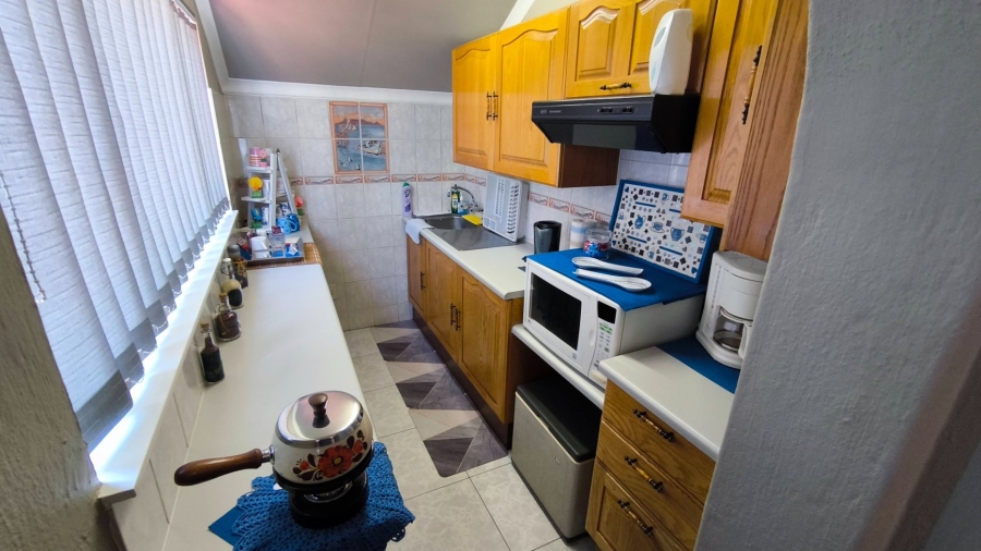 4 Bedroom Property for Sale in Brackendowns Gauteng