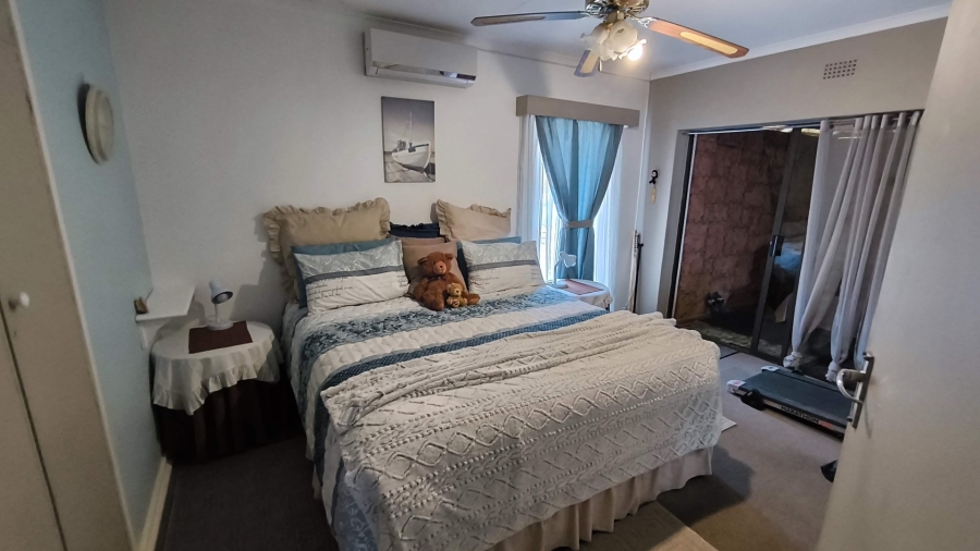 4 Bedroom Property for Sale in Brackendowns Gauteng