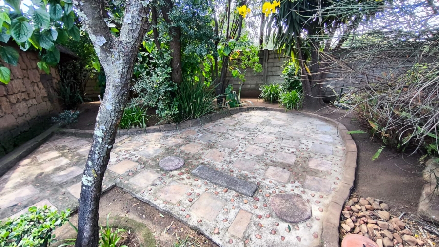 4 Bedroom Property for Sale in Brackendowns Gauteng