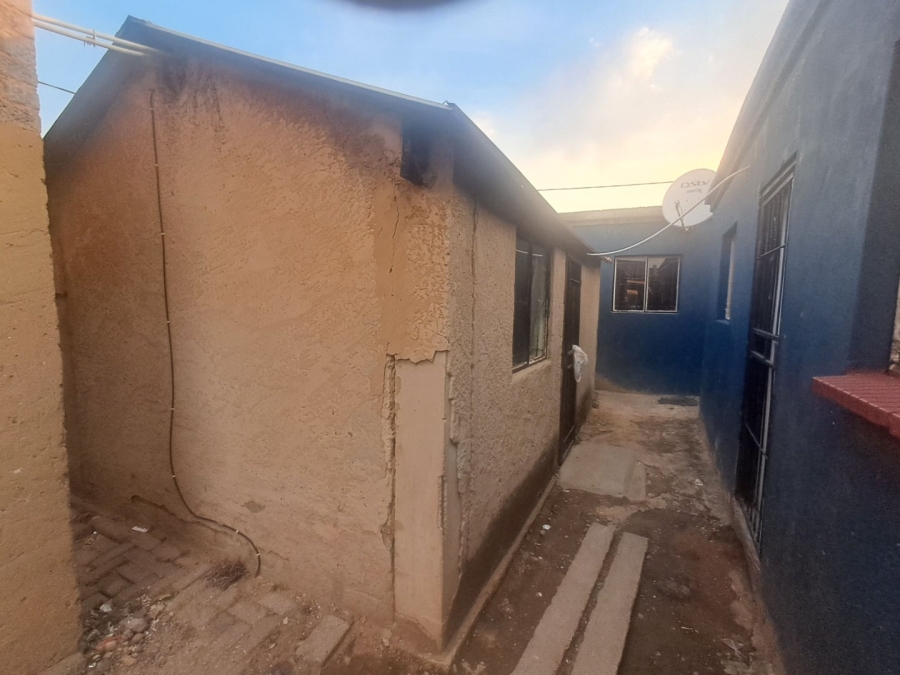 2 Bedroom Property for Sale in Ebony Park Gauteng