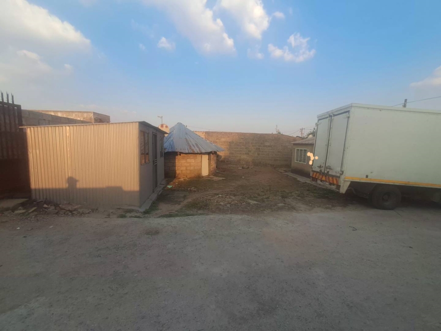 2 Bedroom Property for Sale in Kaalfontein Gauteng