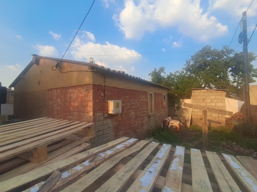 2 Bedroom Property for Sale in Kaalfontein Gauteng