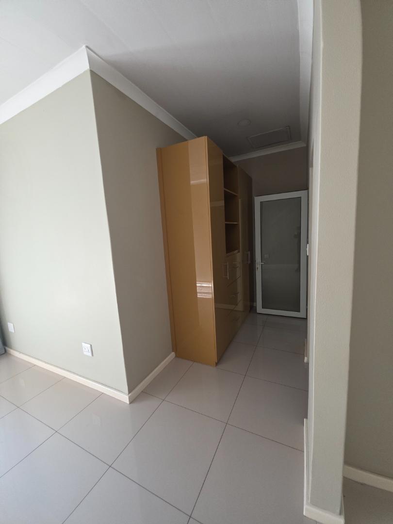 4 Bedroom Property for Sale in Morningside Manor Gauteng
