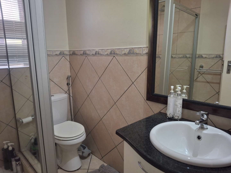 To Let 3 Bedroom Property for Rent in Morningside Gauteng