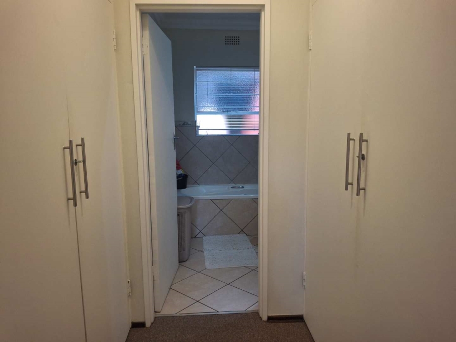 To Let 3 Bedroom Property for Rent in Morningside Gauteng