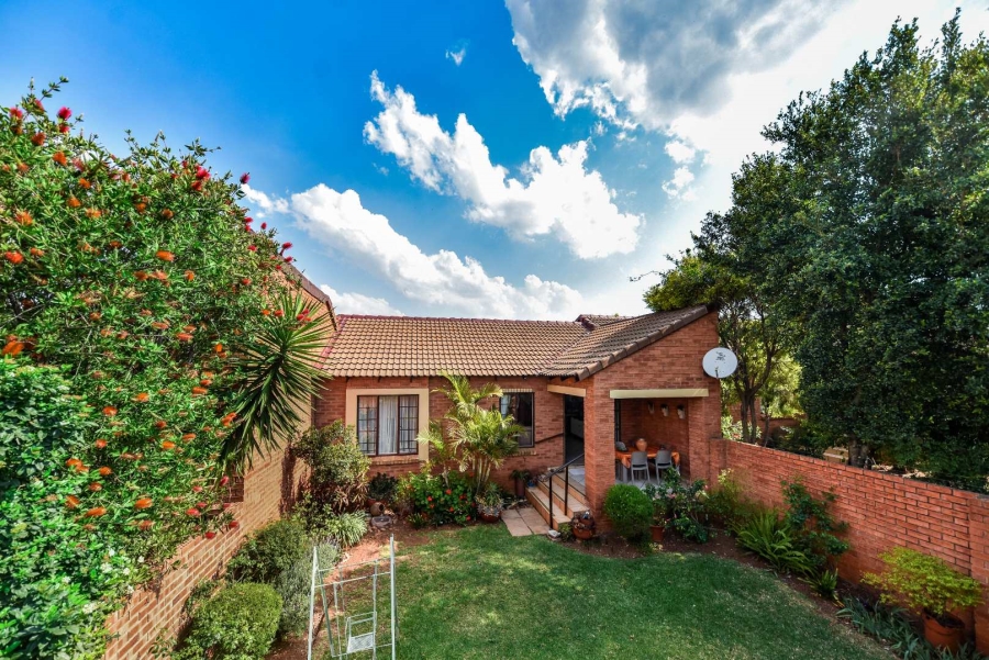 2 Bedroom Property for Sale in Moreleta Park Gauteng
