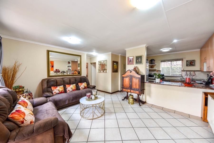 2 Bedroom Property for Sale in Moreleta Park Gauteng