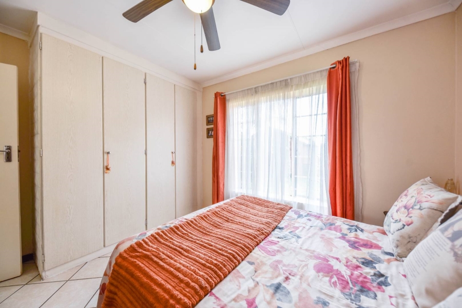 2 Bedroom Property for Sale in Moreleta Park Gauteng