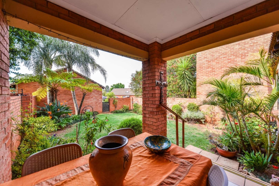 2 Bedroom Property for Sale in Moreleta Park Gauteng