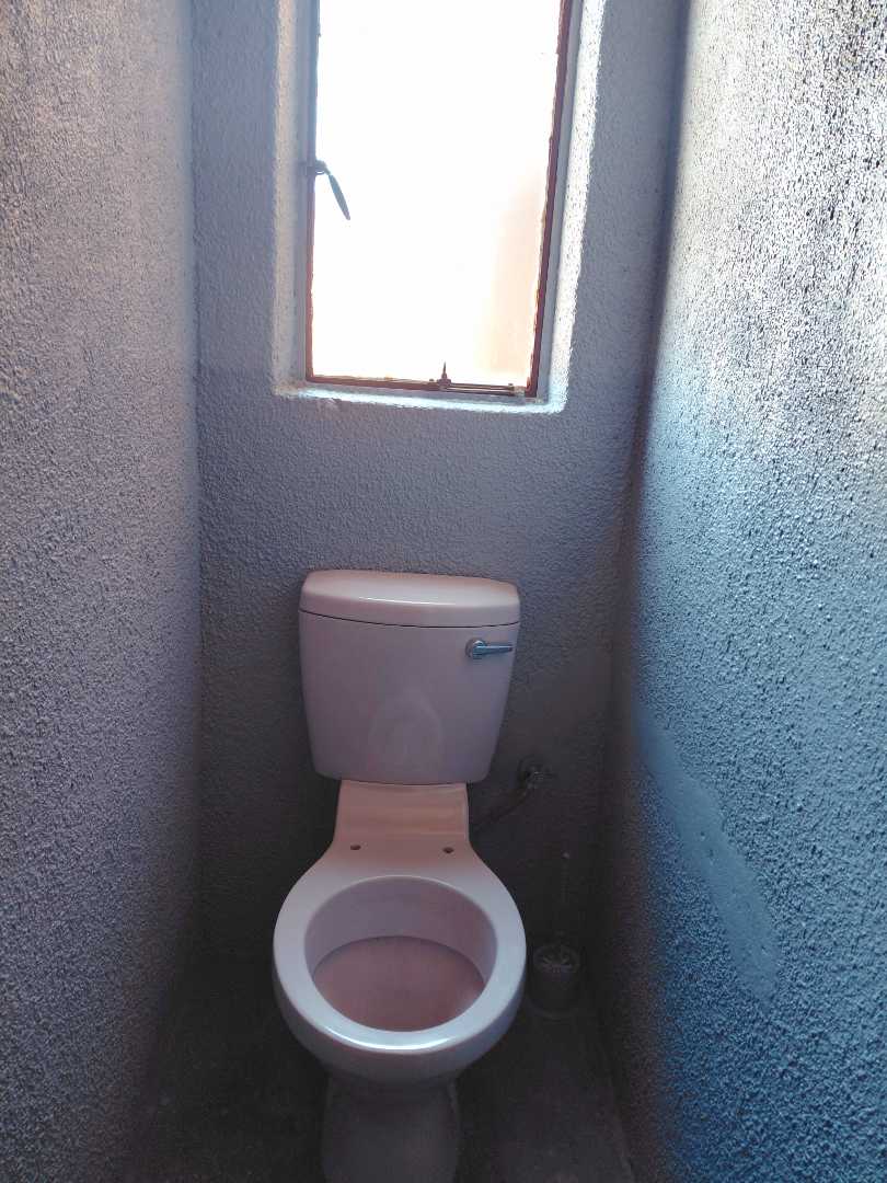 5 Bedroom Property for Sale in Orange Farm Gauteng