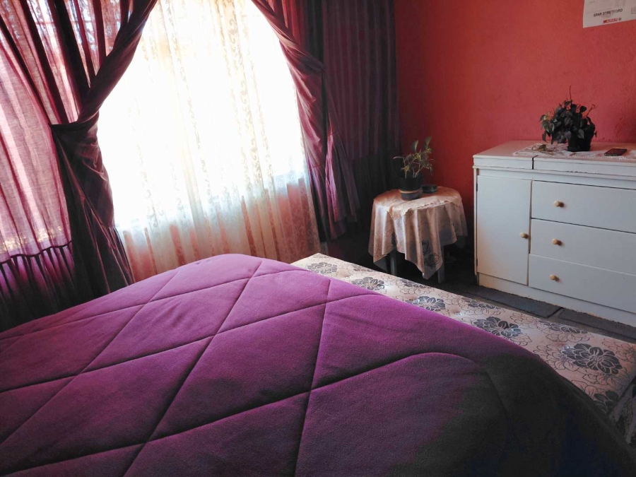 5 Bedroom Property for Sale in Orange Farm Gauteng