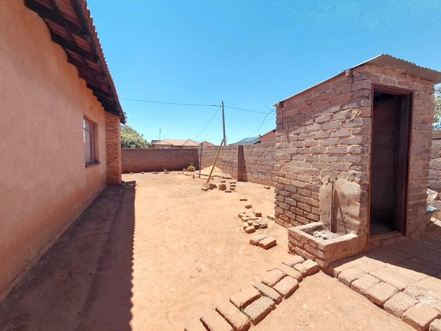 5 Bedroom Property for Sale in Orange Farm Gauteng