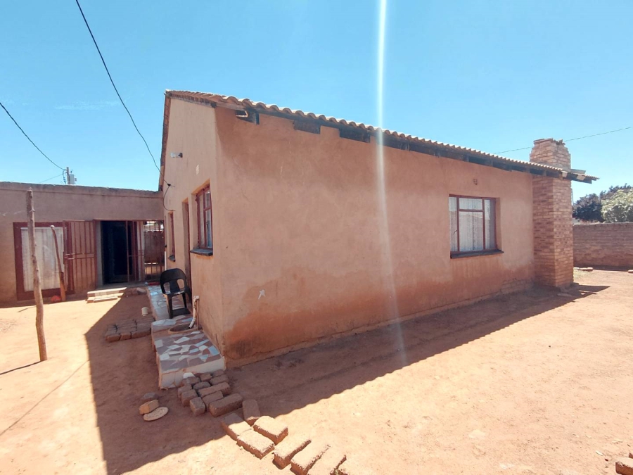 5 Bedroom Property for Sale in Orange Farm Gauteng