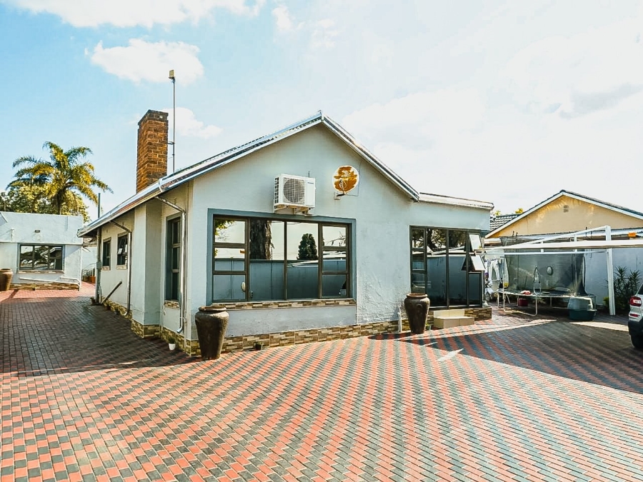 3 Bedroom Property for Sale in Roseacre Gauteng