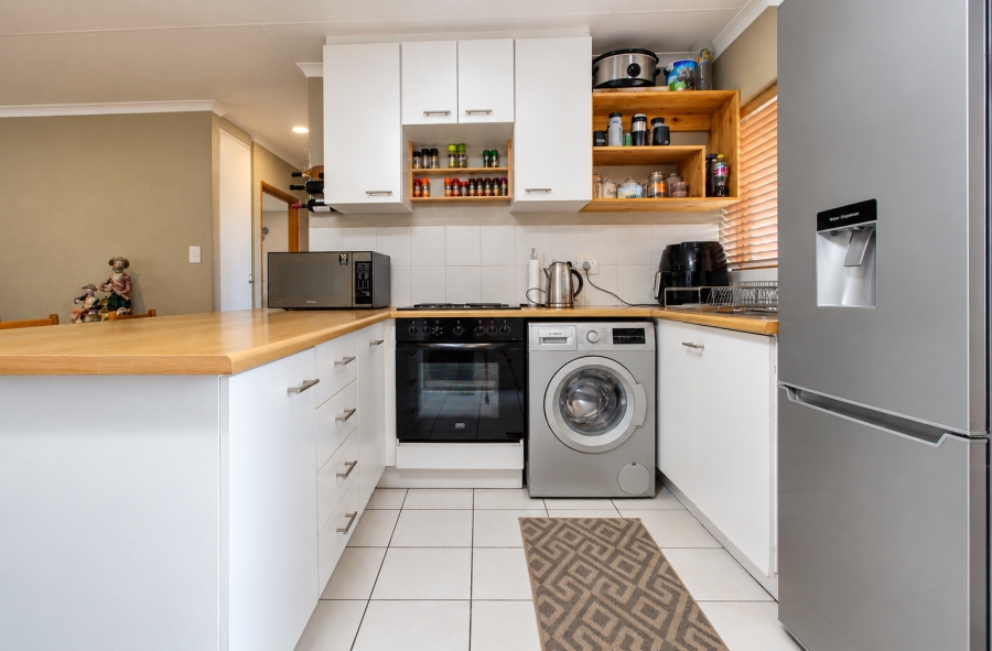 2 Bedroom Property for Sale in Fairland Gauteng