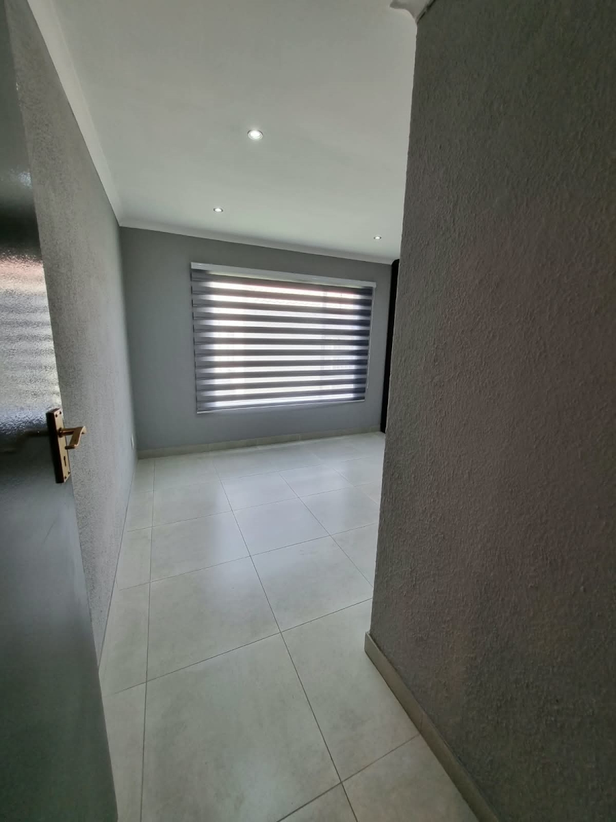 To Let 3 Bedroom Property for Rent in Meyersdal Gauteng