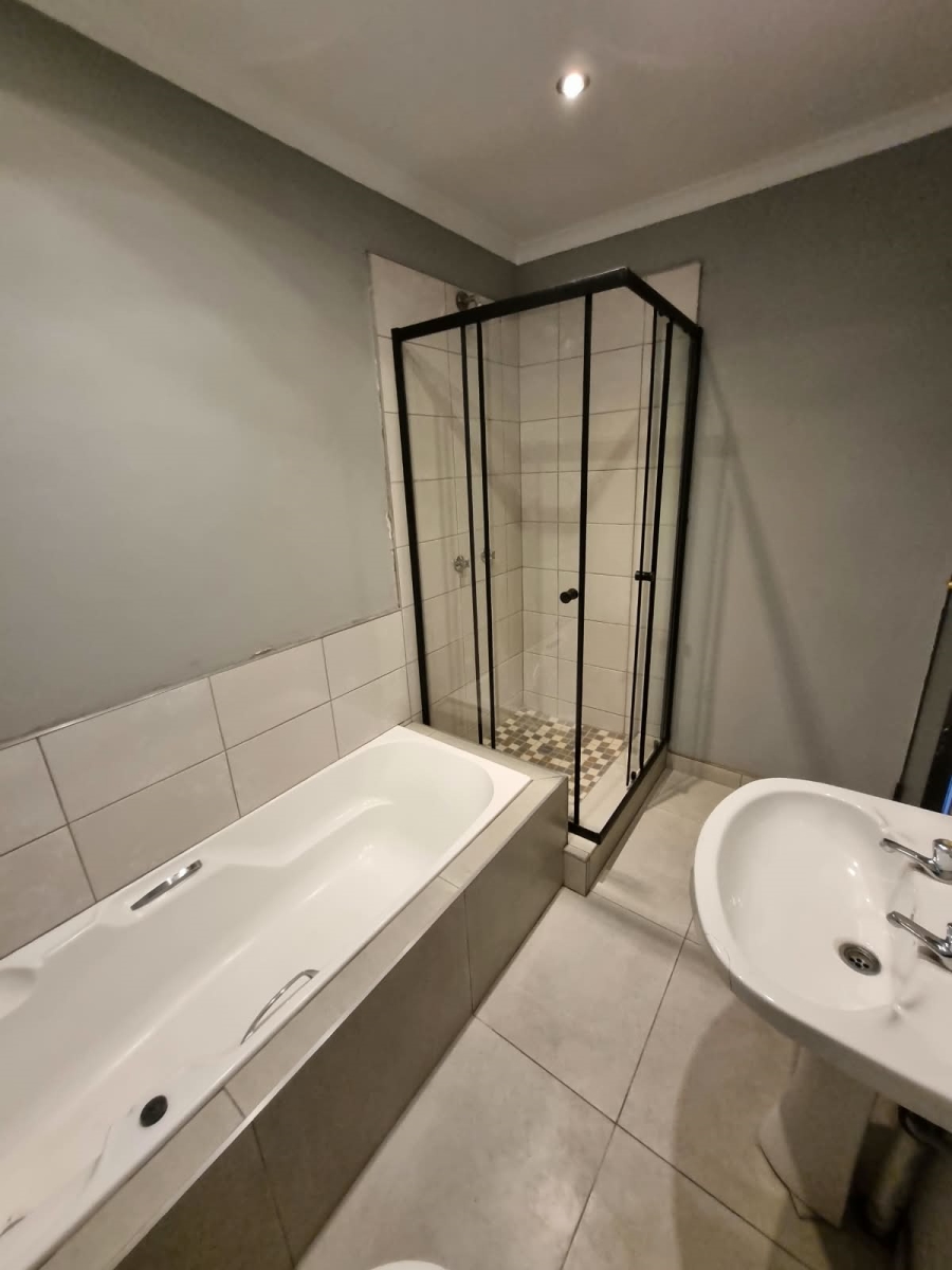 To Let 3 Bedroom Property for Rent in Meyersdal Gauteng