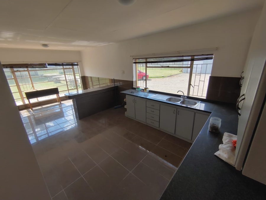 9 Bedroom Property for Sale in Buyscelia Gauteng