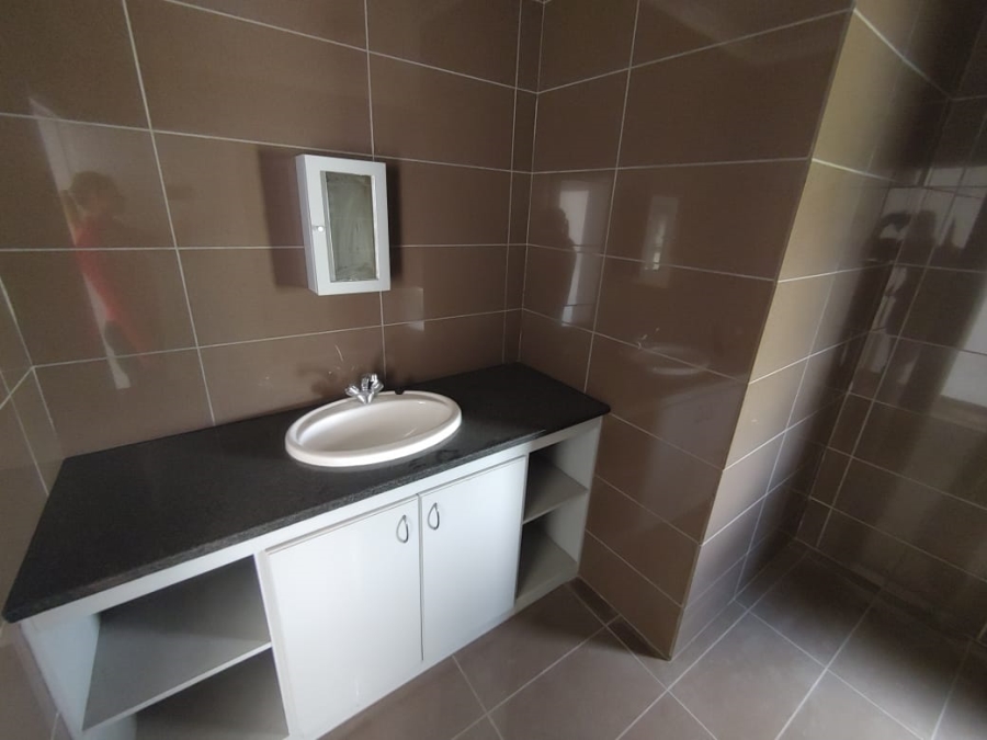 9 Bedroom Property for Sale in Buyscelia Gauteng