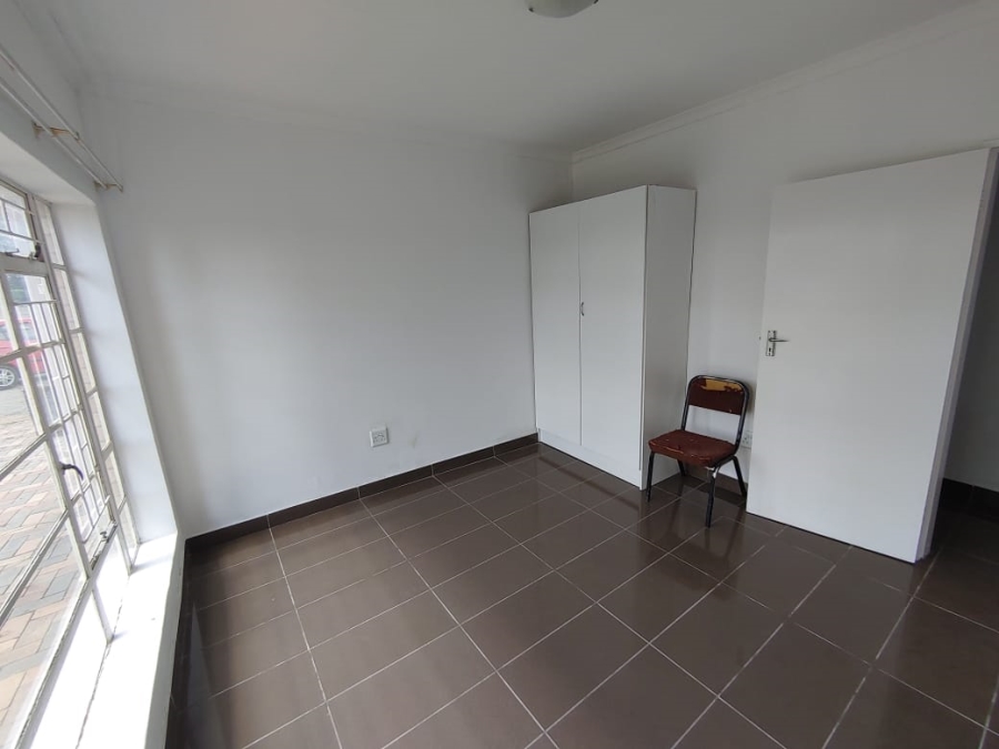 9 Bedroom Property for Sale in Buyscelia Gauteng