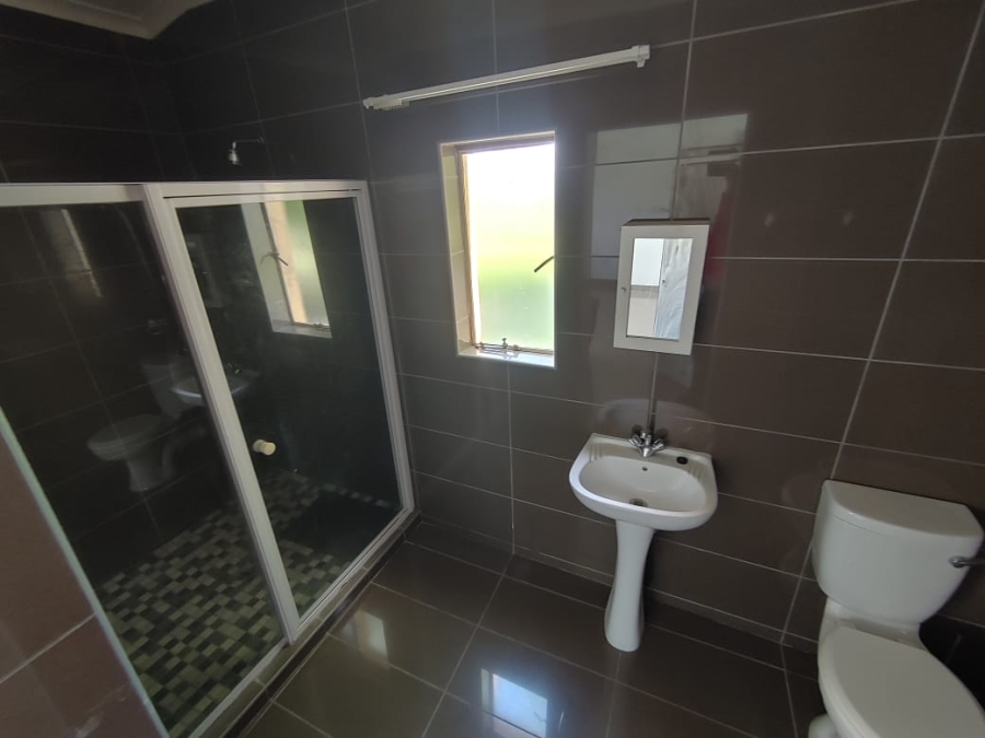 9 Bedroom Property for Sale in Buyscelia Gauteng