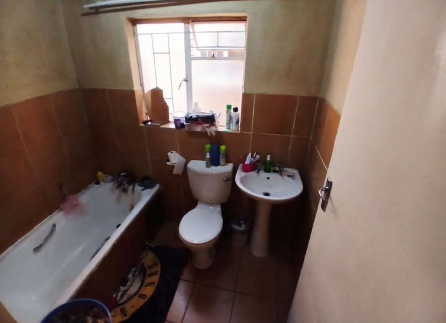 2 Bedroom Property for Sale in Amandasig Gauteng