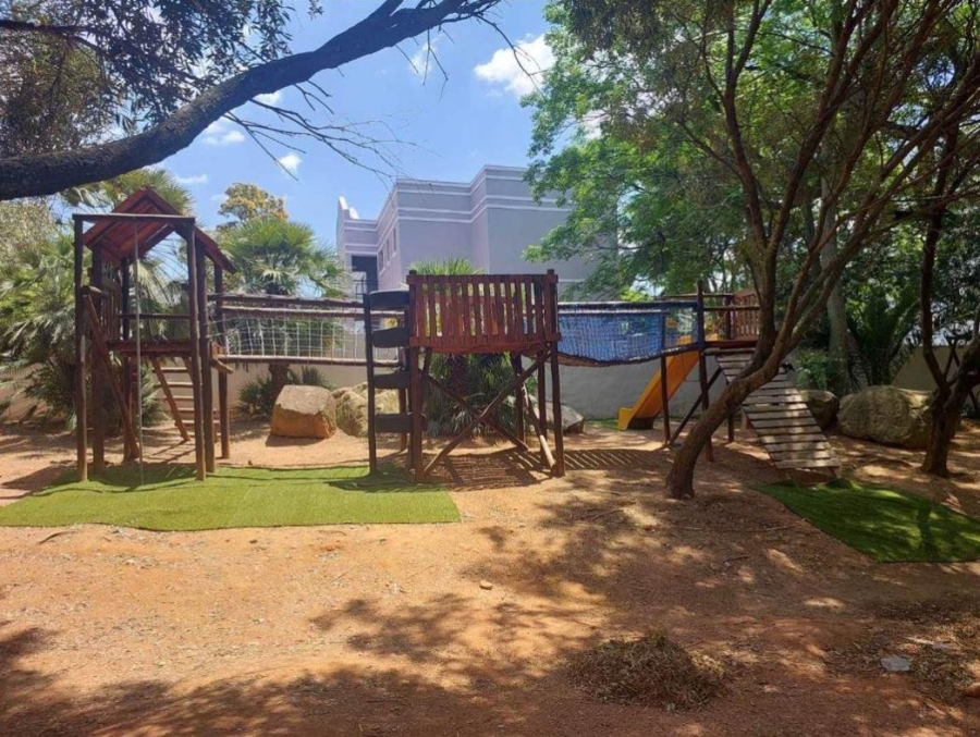 To Let 2 Bedroom Property for Rent in Morningside Gauteng