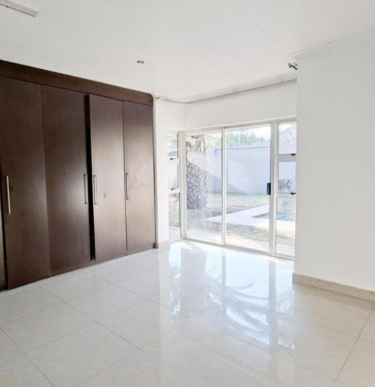 To Let 3 Bedroom Property for Rent in Woodmead Gauteng