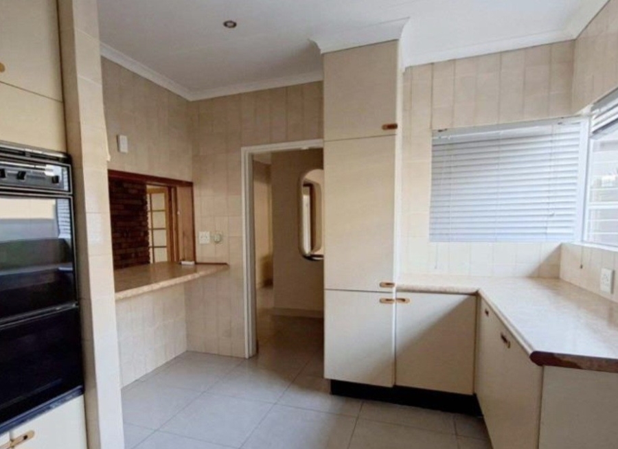 To Let 3 Bedroom Property for Rent in Woodmead Gauteng