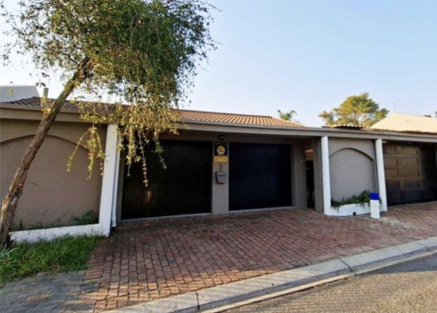 To Let 3 Bedroom Property for Rent in Woodmead Gauteng