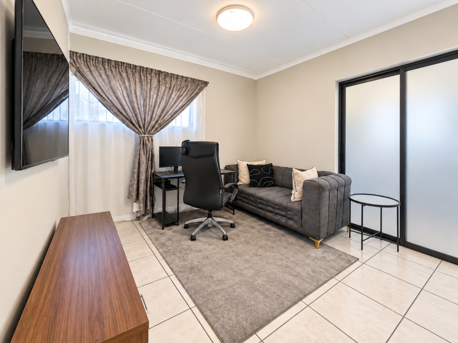 To Let 1 Bedroom Property for Rent in Greencreek Lifestyle Estate Gauteng