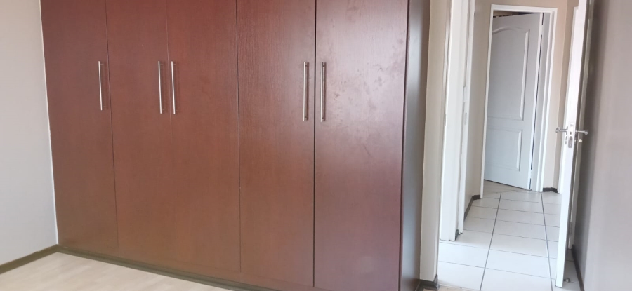 2 Bedroom Property for Sale in Glenvista Gauteng