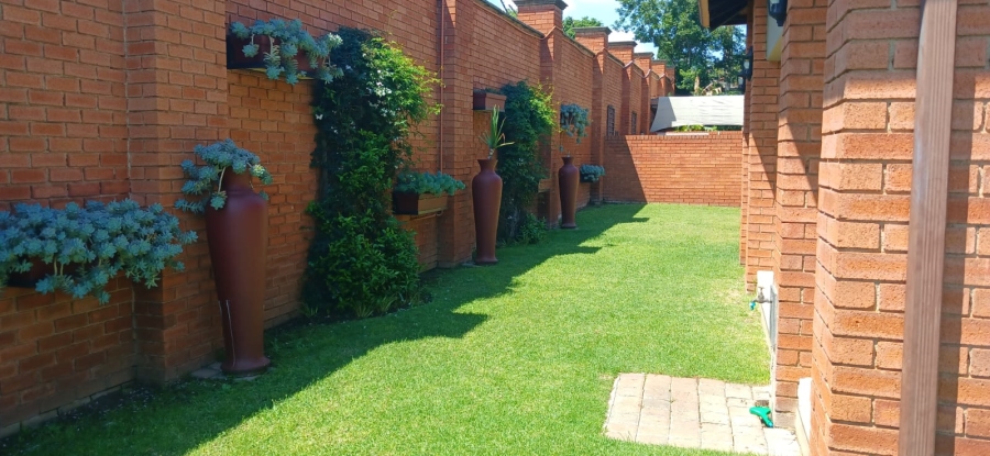 2 Bedroom Property for Sale in Glenvista Gauteng
