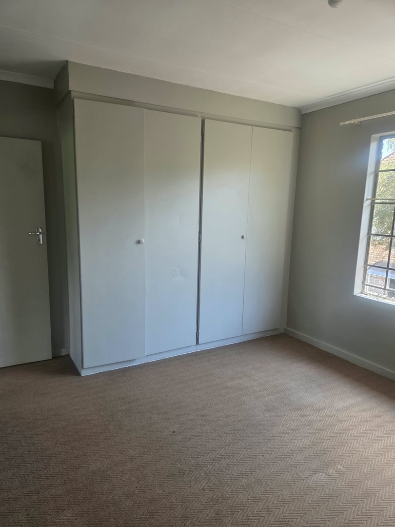To Let 2 Bedroom Property for Rent in Annlin Gauteng