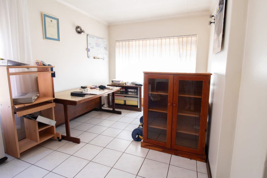 3 Bedroom Property for Sale in Parkrand Gauteng