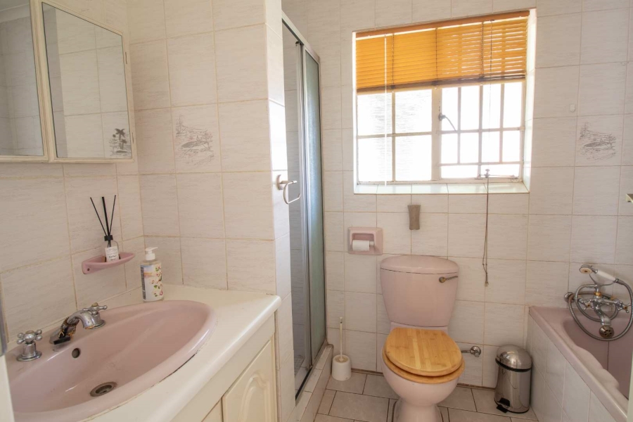 3 Bedroom Property for Sale in Parkrand Gauteng