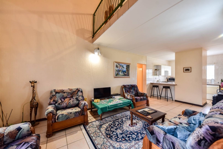 2 Bedroom Property for Sale in Elardus Park Gauteng