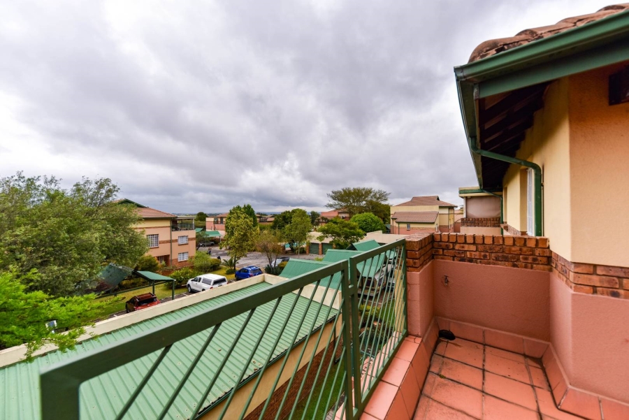2 Bedroom Property for Sale in Elardus Park Gauteng